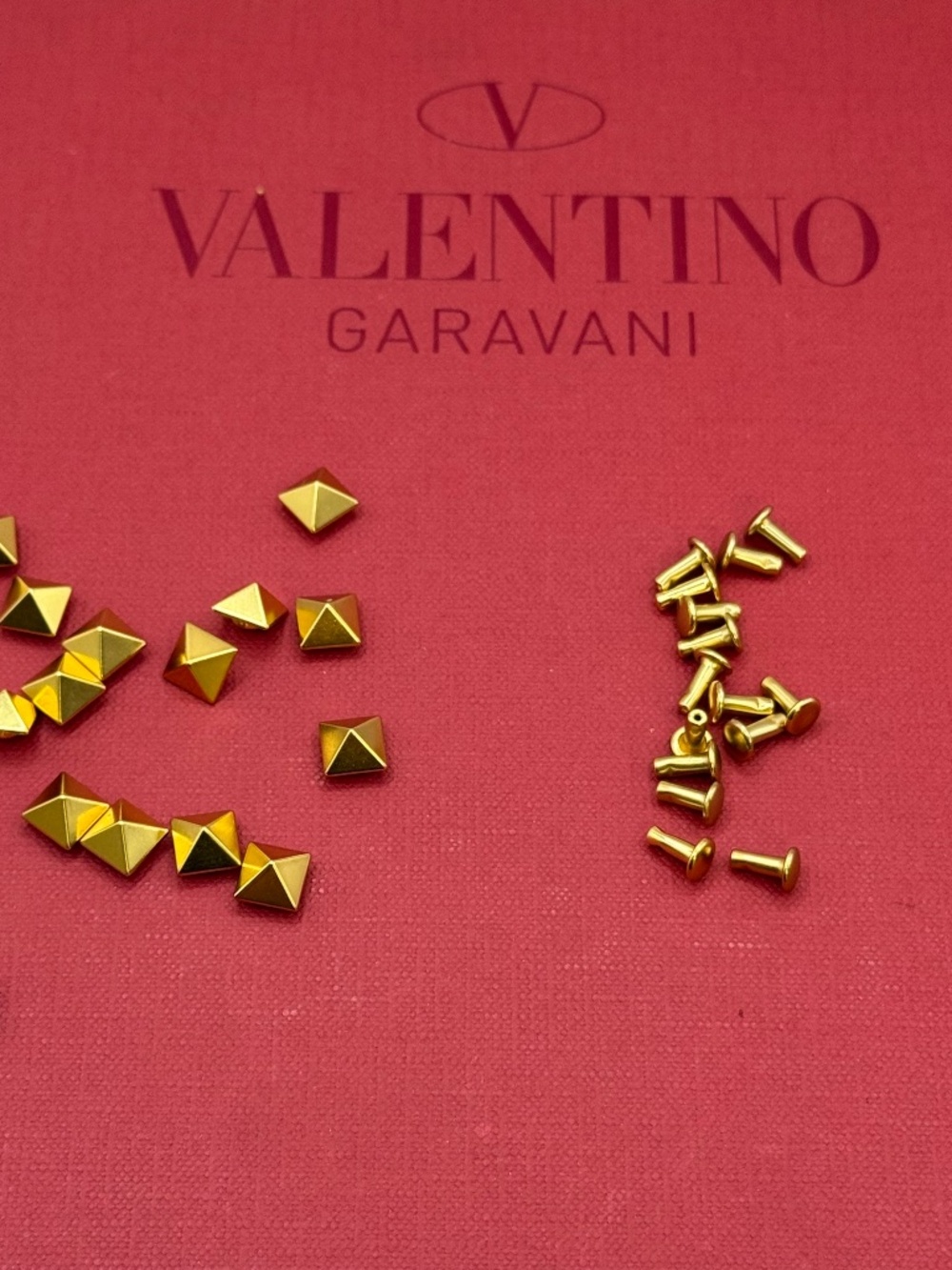 Valentino Garavani Rockstud Spare Stud – Antique Brass with Matching Post